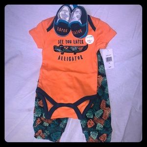 Baby Gear Gator Onesie Set with Shoes